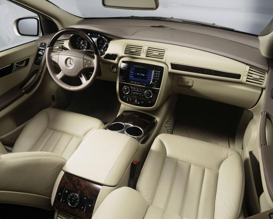  Mercedes-Benz R-Class 2006 года  (фото 272 из 331)